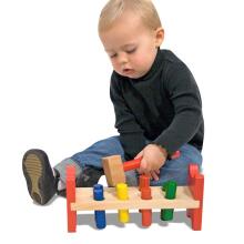 Melissa&Doug Pound Peg Art.10496  Koka rotaļa ar āmuru