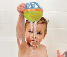 Munchkin Art. 011308 Baby Bath Ball Игрушка для купания кpacочный мяч-погремушка