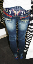 Minin Klss Misss DJ8172 женские джинсы c надписями