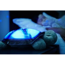Debesis B str. 7324-ZZ „Twilight Turtle Tunes ™“ muzikinis naktinės šviesos projektorius su „Bluetooth“ technologija