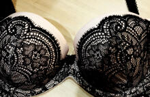 La Bebe™ Boutique Lingerie Eco Art.81419 Mysterious grūtnieču/barošanas krūšturis ar stingru atpogājamu bļodiņu un stabilu krūšu atbalstu