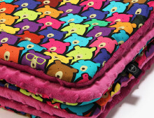 La Millou Art. 83457 Toddler Blanket Jelly Bears Raspberry Augstākās kvalitātes divpusēja sedziņa (80x100 cm) 