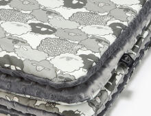 La Millou Art. 83463 Toddler Blanket Graphite Sheep Family Grey Augstākās kvalitātes divpusēja sedziņa (80x100 cm) 