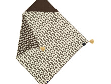 „La Millou“ menas. 83607 Medvilninė antklodė Latte Bears Aukščiausios kokybės dvipusė antklodė su gobtuvu (80x80 cm)