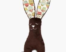 La Millou Art. 84556 Bunny Chocolate Cupcakes Mīksta miega rotaļlieta Trusis
