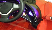 „Bet Design Ferrari Style“ vaikų automobilis JE198 Raudonas 12V automobilis su akumuliatoriumi, nuotolinio valdymo pulteliu ir MP3